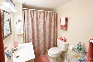 227 W 12th St, Salisbury, NC 28144 - Photo 10