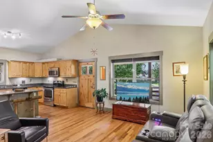 137 Sulphur Springs Rd, Asheville, NC 28806 - Photo 8