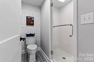 36 Mt Vernon Cir, Asheville, NC 28804 - Photo 34