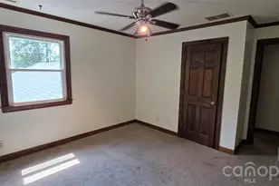 8979 Twin Lake Dr, Kernersville, NC 27284 - Photo 20