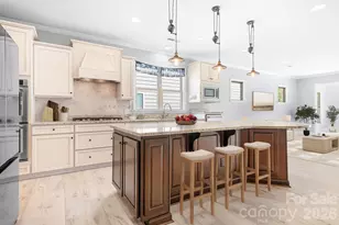 910 Kirby Dr, Fort Mill, SC 29715 - Photo 4