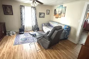 410 Spring St, Denton, NC 27239 - Photo 8