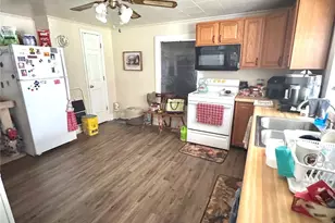 410 Spring St, Denton, NC 27239 - Photo 10