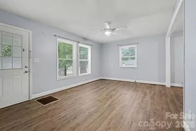 802 Stowe Drive, Lowell, NC 28098 - Photo 4