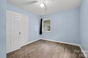 802 Stowe Dr, Lowell, NC 28098 - Photo 16