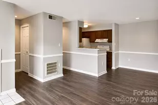8024 Tremaine Ct, Charlotte, NC 28227 - Photo 4