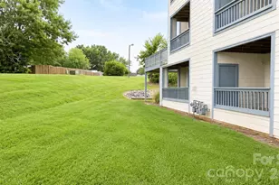 8024 Tremaine Ct, Charlotte, NC 28227 - Photo 1