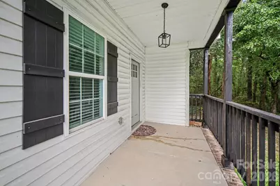 1402 Essex Avenue, Gastonia, NC 28052 - Photo 4