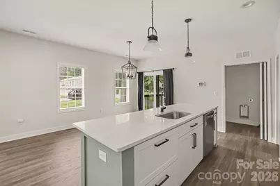 1402 Essex Avenue, Gastonia, NC 28052 - Photo 14