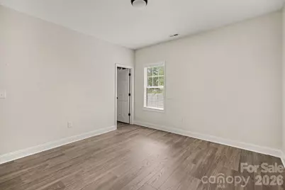 1402 Essex Avenue, Gastonia, NC 28052 - Photo 18
