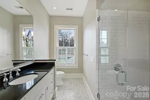 1136 Queens Rd, Charlotte, NC 28207 - Photo 22