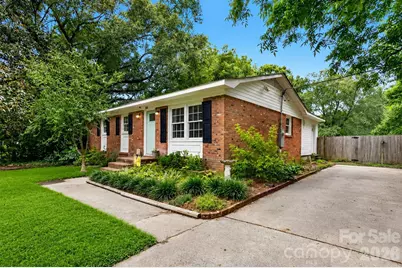 205 E Phifer Street, Marshville, NC 28103 - Photo 2