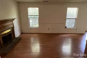 5326 Groveton Ct, Charlotte, NC 28269 - Photo 6