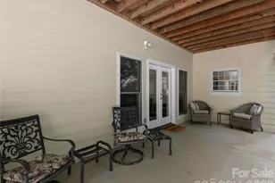 314 Summerset Dr, Clyde, NC 28721 - Photo 38