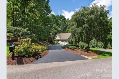 314 Summerset Drive, Clyde, NC 28721 - Photo 2