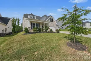 6858 Hunts Mesa Dr, Fort Mill, SC 29707 - Photo 4