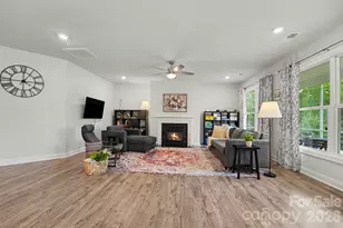 6858 Hunts Mesa Dr, Fort Mill, SC 29707 - Photo 12