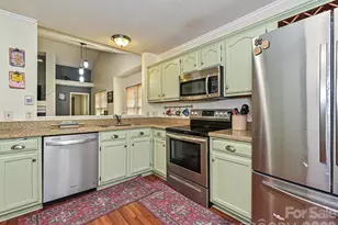 7813 Bridle Ct, Charlotte, NC 28216 - Photo 6