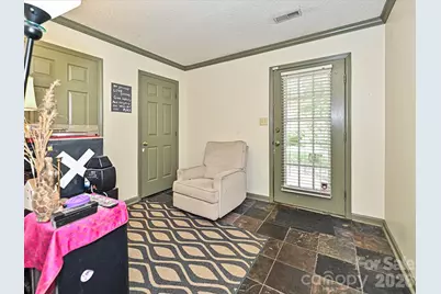 7813 Bridle Court, Charlotte, NC 28216 - Photo 16