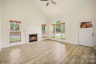 8500 Woodhill Manor Ct, Charlotte, NC 28215 - Photo 16