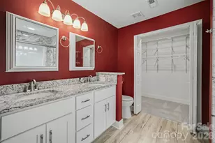 8500 Woodhill Manor Ct, Charlotte, NC 28215 - Photo 6