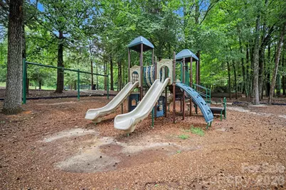 8500 Woodhill Manor Court, Charlotte, NC 28215 - Photo 46