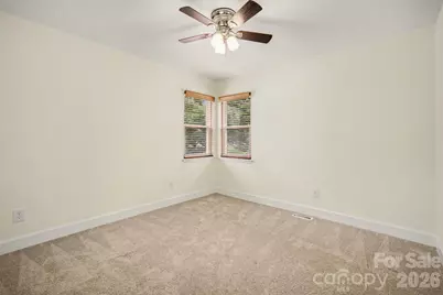 8500 Woodhill Manor Court, Charlotte, NC 28215 - Photo 10