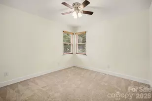 8500 Woodhill Manor Ct, Charlotte, NC 28215 - Photo 10
