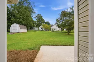 2730 Briar Trail Ct, Matthews, NC 28104 - Photo 32