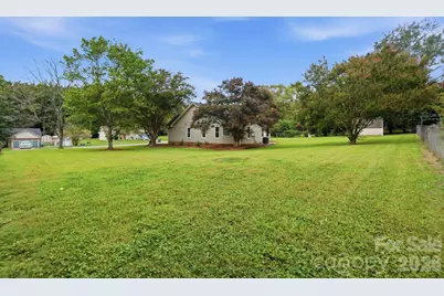 2730 Briar Trail Court, Matthews, NC 28104 - Photo 36