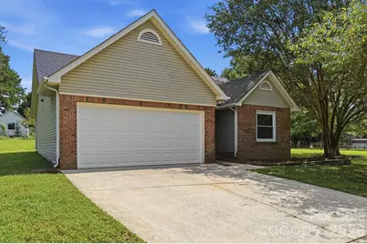 2730 Briar Trail Court, Matthews, NC 28104 - Photo 2