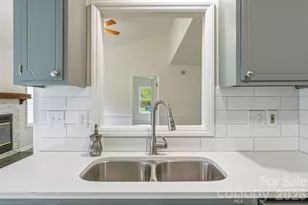 2730 Briar Trail Ct, Matthews, NC 28104 - Photo 16