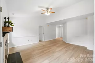 2730 Briar Trail Ct, Matthews, NC 28104 - Photo 8