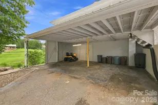 1714 Lazenby St, Newton, NC 28658 - Photo 28