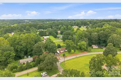 1714 Lazenby Street, Newton, NC 28658 - Photo 40