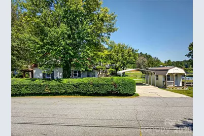 110 E Price Street, Hendersonville, NC 28739 - Photo 34