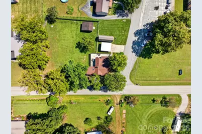 110 E Price Street, Hendersonville, NC 28739 - Photo 44