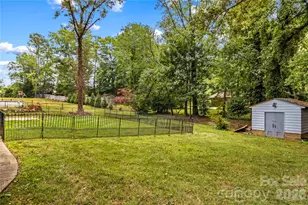 1130 24th Ave Pl NE, Hickory, NC 28601 - Photo 32