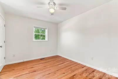 2 Elkmont Place, Asheville, NC 28804 - Photo 18