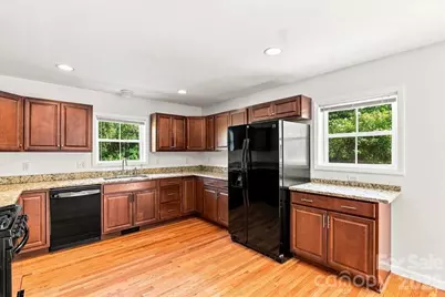 2 Elkmont Place, Asheville, NC 28804 - Photo 8