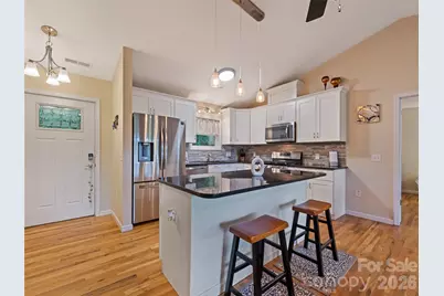 404 Loop Road, Clyde, NC 28721 - Photo 8