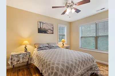 404 Loop Road, Clyde, NC 28721 - Photo 12