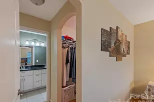 404 Loop Rd, Clyde, NC 28721 - Photo 14