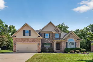 152 Kentmere Ln, Clover, SC 29710 - Photo 2