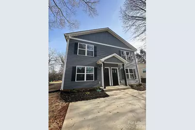 1226 4th Street Lane NE, Hickory, NC 28601 - Photo 2