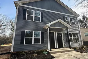 1226 4th St Ln NE, Hickory, NC 28601 - Photo 2