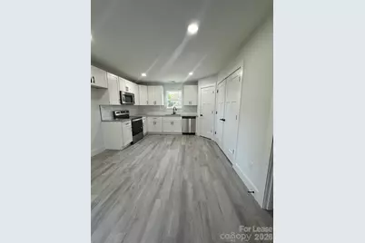 1226 4th Street Lane NE, Hickory, NC 28601 - Photo 10
