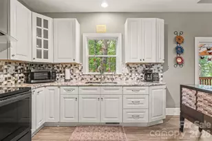 1042 Rosewood Dr, Dallas, NC 28034 - Photo 16
