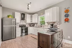 1042 Rosewood Dr, Dallas, NC 28034 - Photo 14