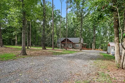 1042 Rosewood Drive, Dallas, NC 28034 - Photo 4